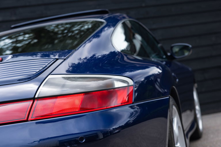Porsche 996 Carrera 4S