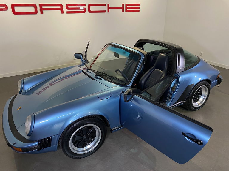 Porsche 911 Carrera 3.2