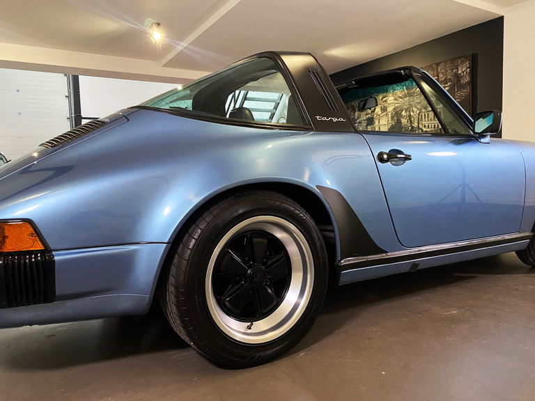 Porsche 911 Carrera 3.2