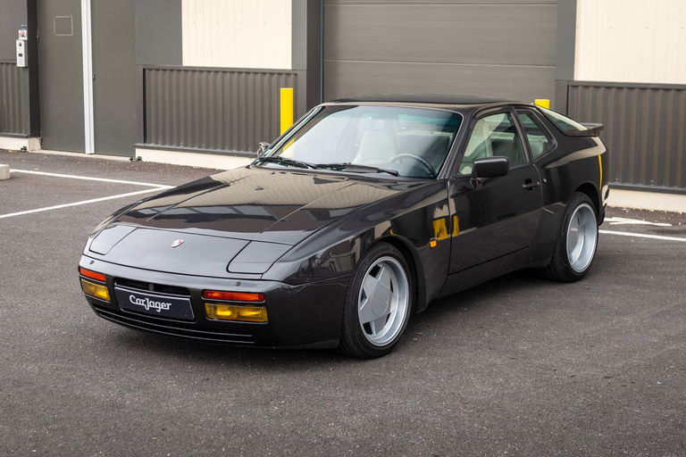 Porsche 944 Turbo Coupé