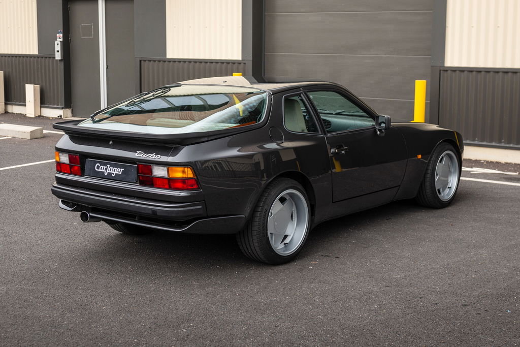 Porsche 944 Turbo Coupé