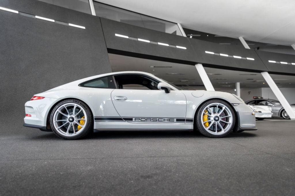 Porsche 911 R