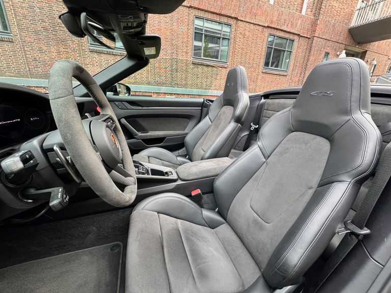 Porsche 992 Carrera GTS