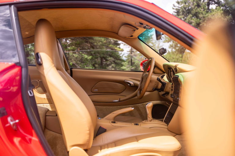 Porsche 996 Carrera 4