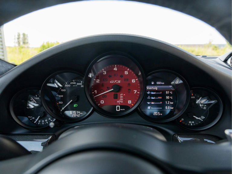 Porsche 991.2 Carrera GTS