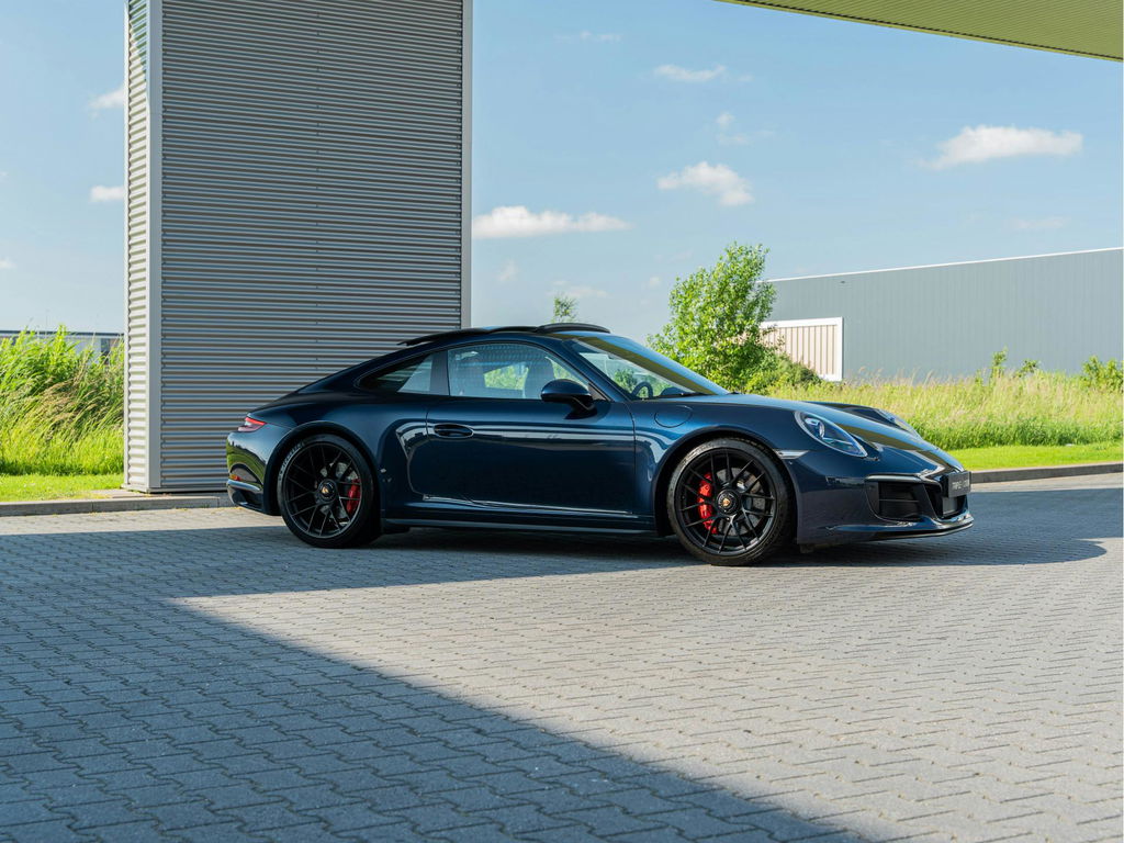 Porsche 991.2 Carrera GTS