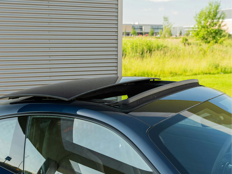 Porsche 991.2 Carrera GTS