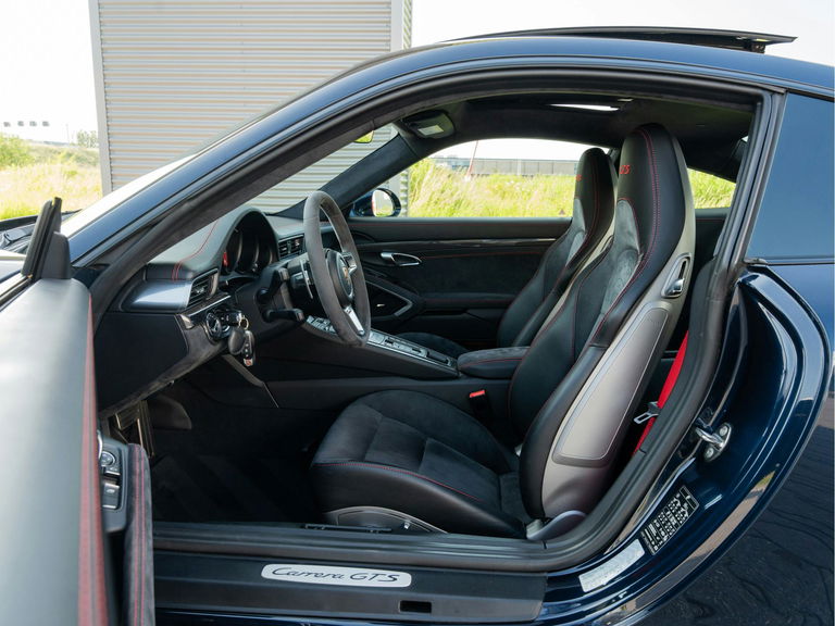 Porsche 991.2 Carrera GTS