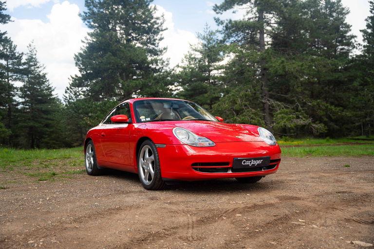 Porsche 996 Carrera 4