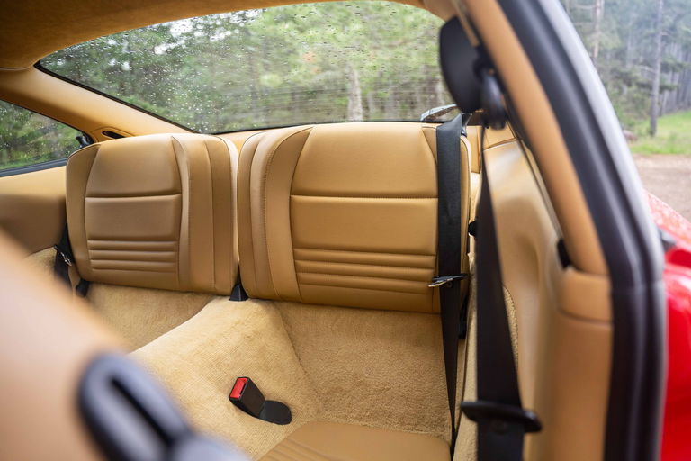 Porsche 996 Carrera 4