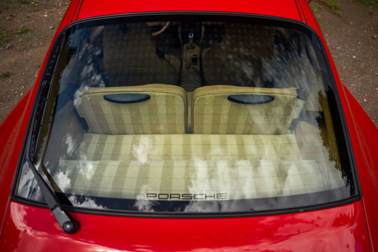 Porsche 996 Carrera 4