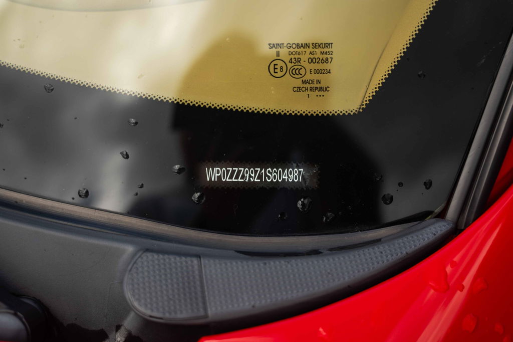 Porsche 996 Carrera 4