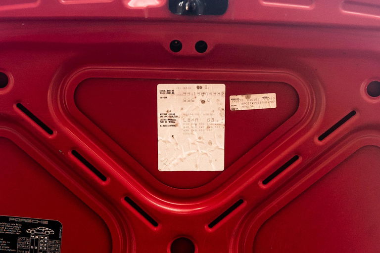 Porsche 996 Carrera 4