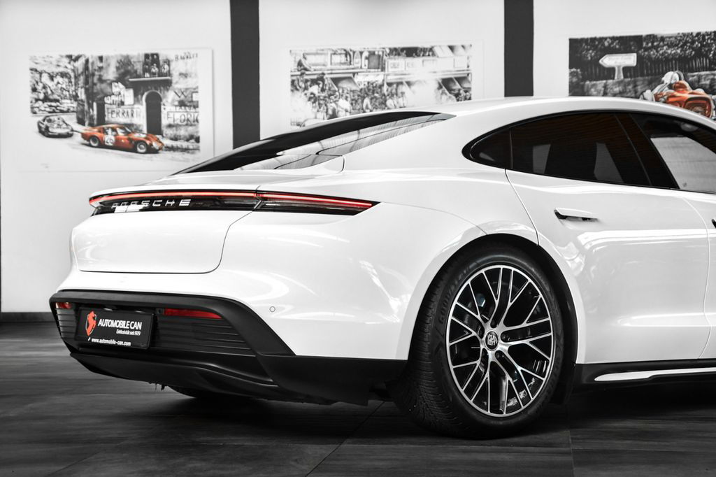 Porsche Taycan 4S