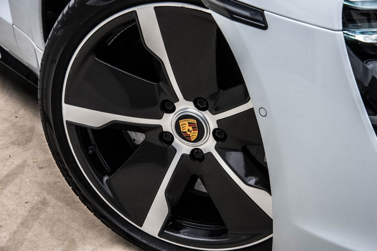 Porsche Taycan Turbo