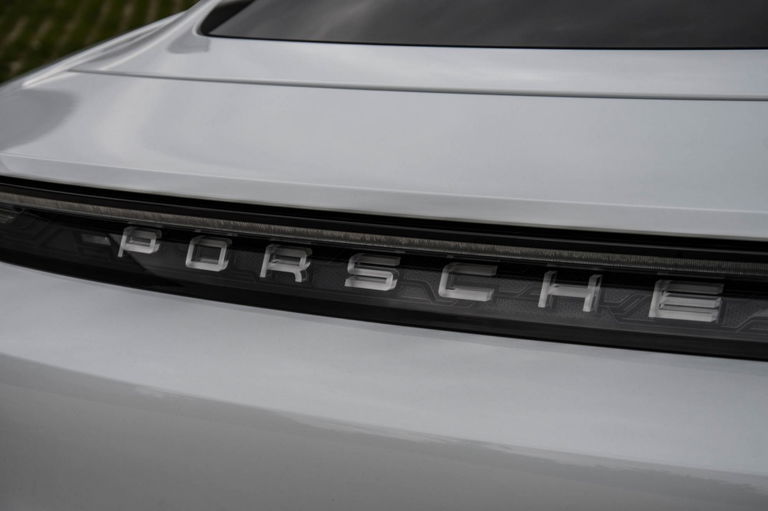 Porsche Taycan Turbo