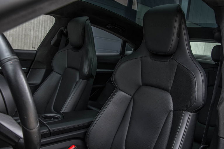 Porsche Taycan Turbo