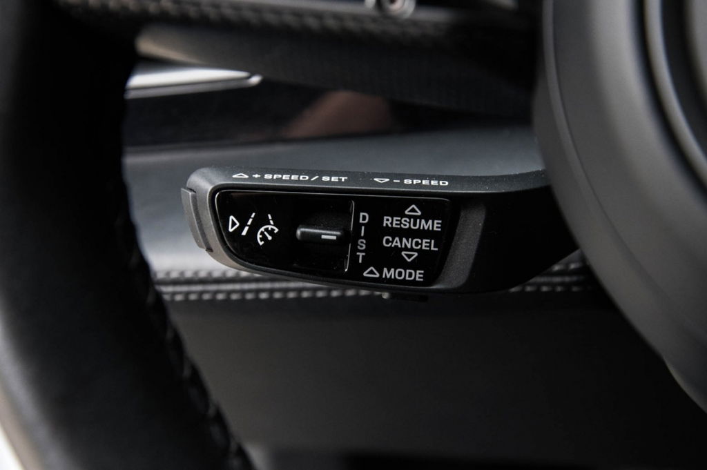 Porsche Taycan Turbo