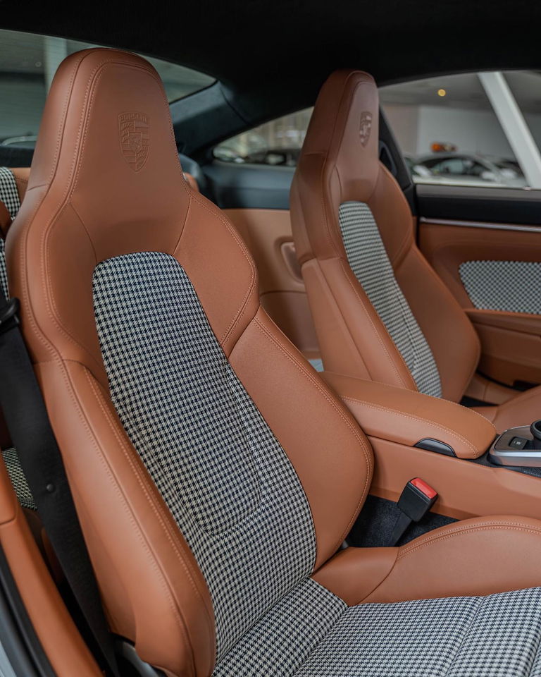 Porsche 992 Sport Classic