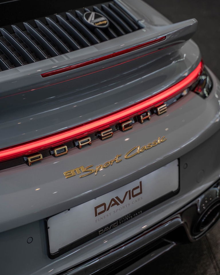 Porsche 992 Sport Classic