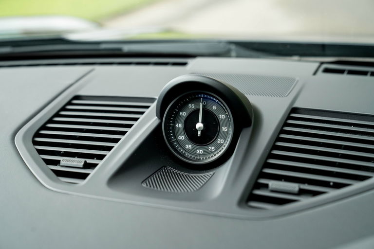 Porsche 992 Carrera T