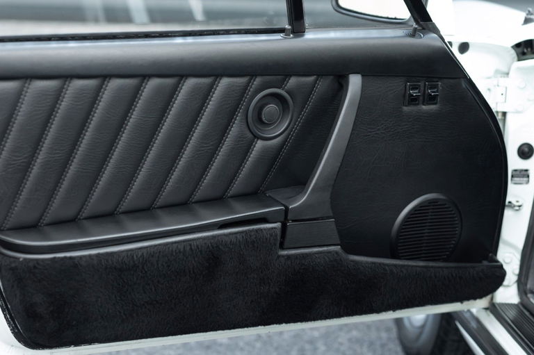 Porsche 911 Carrera 3,0