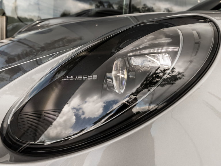 Porsche 992 GT3 Touring