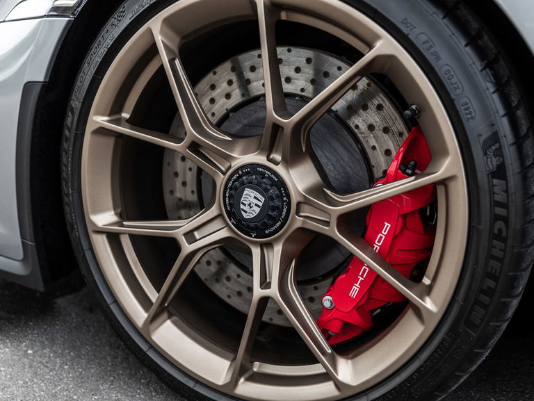 Porsche 992 GT3 Touring