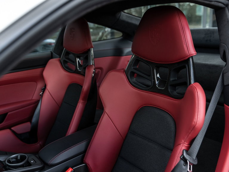 Porsche 992 GT3 Touring