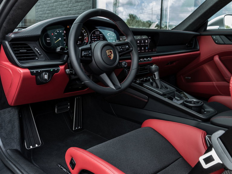 Porsche 992 GT3 Touring