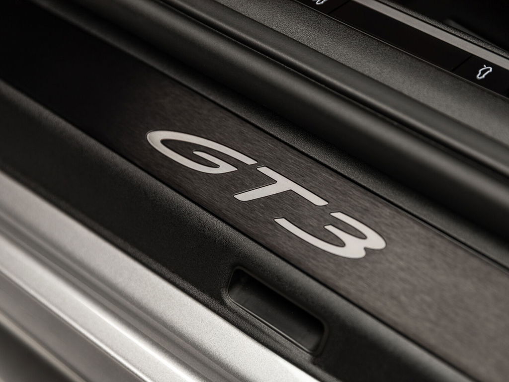 Porsche 992 GT3 Touring