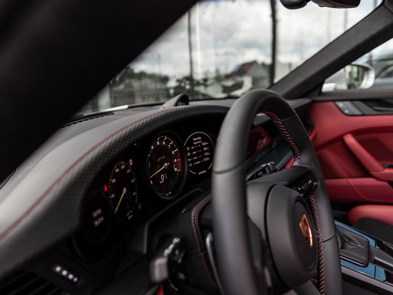Porsche 992 GT3 Touring