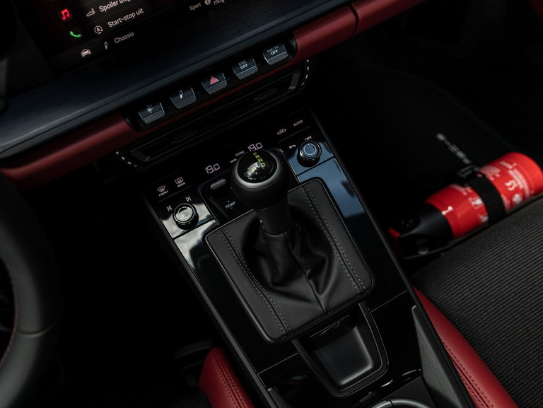 Porsche 992 GT3 Touring