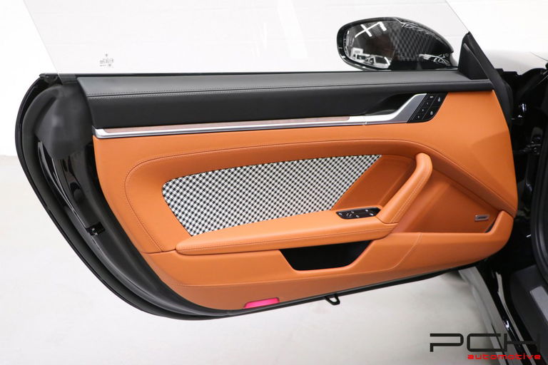 Porsche 992 Sport Classic