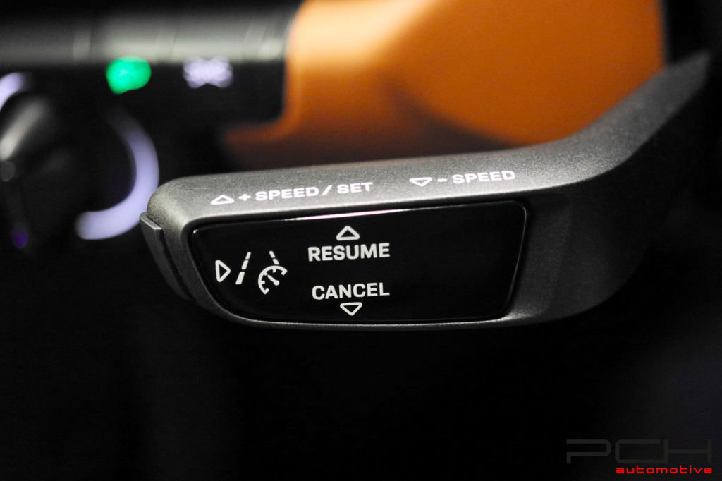 Porsche 992 Sport Classic