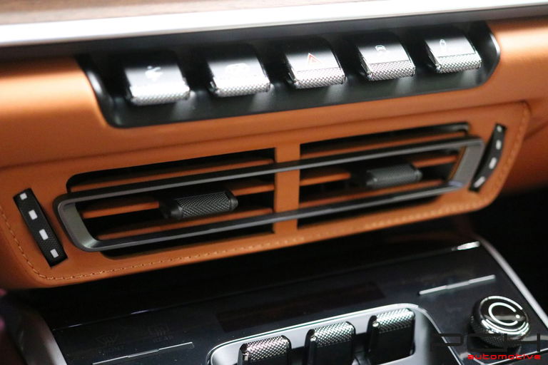 Porsche 992 Sport Classic