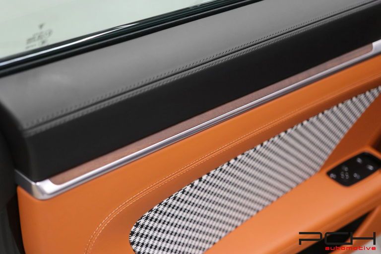 Porsche 992 Sport Classic