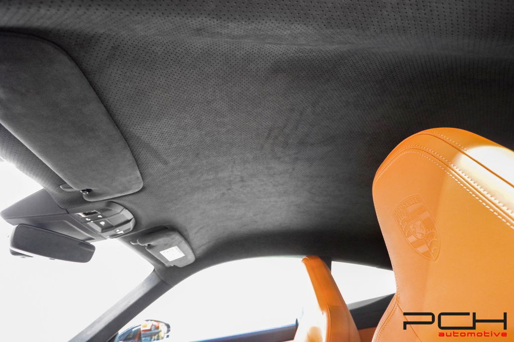 Porsche 992 Sport Classic