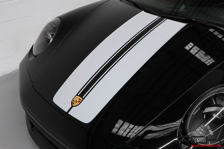 Porsche 992 Sport Classic