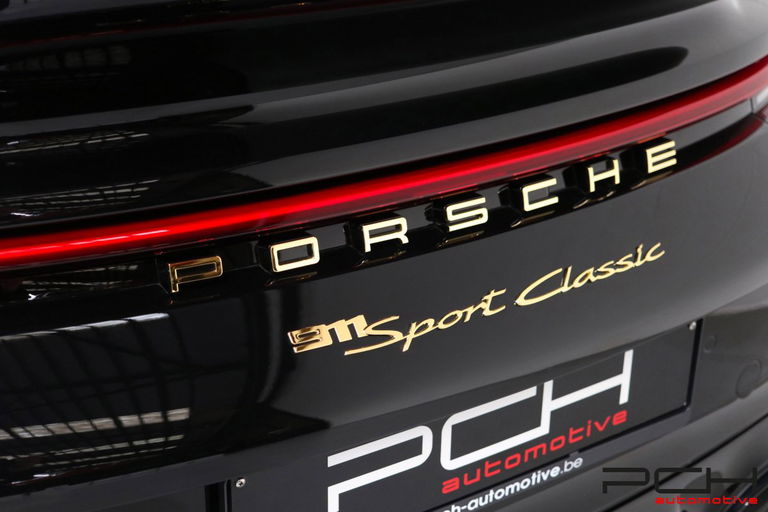 Porsche 992 Sport Classic
