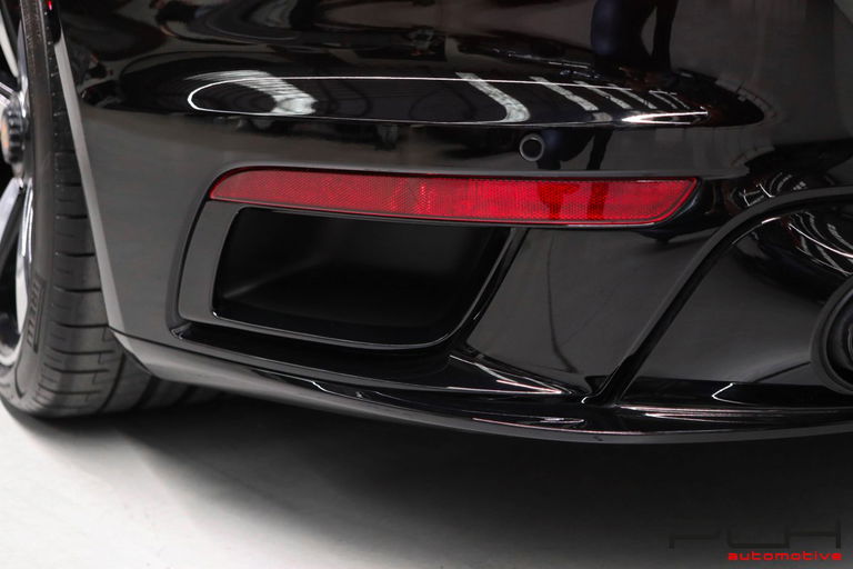 Porsche 992 Sport Classic