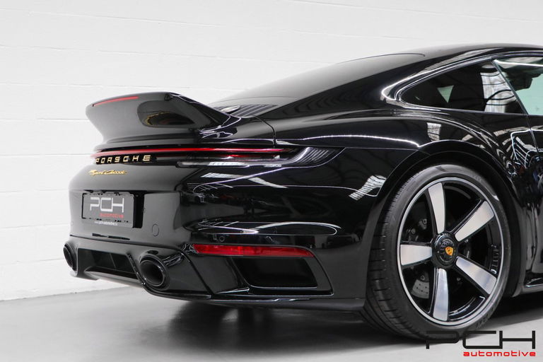 Porsche 992 Sport Classic