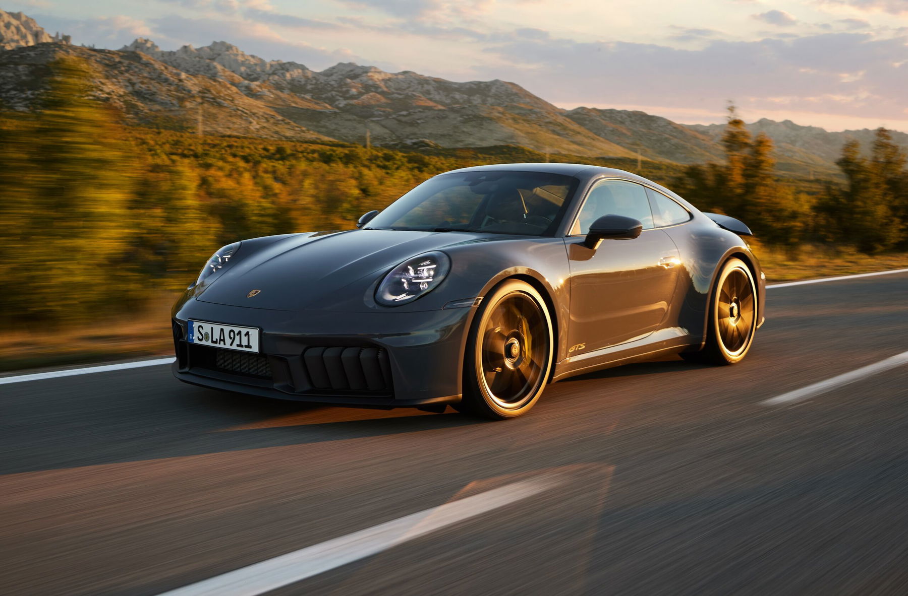 Porsche 992 Facelift/992.2 – Biturbo im Carrera, mehr Hubraum und Hybrid im GTS