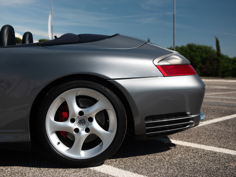Porsche 996 Carrera 4S
