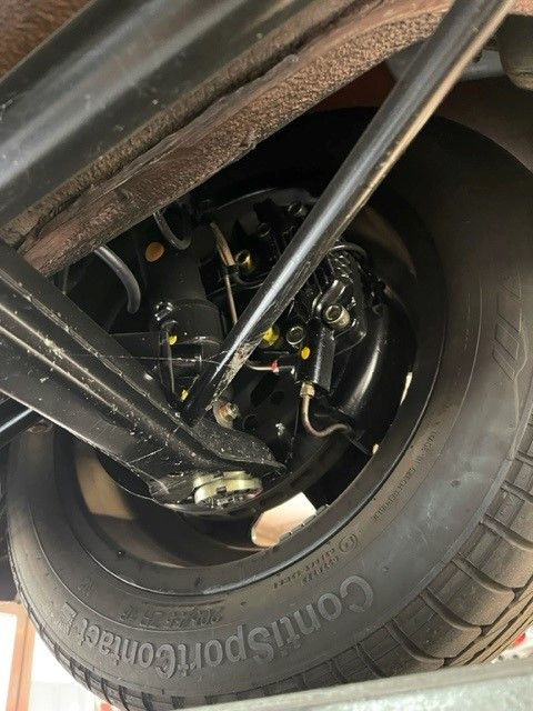 Porsche 911 Carrera 3.2 Speedster (US)
