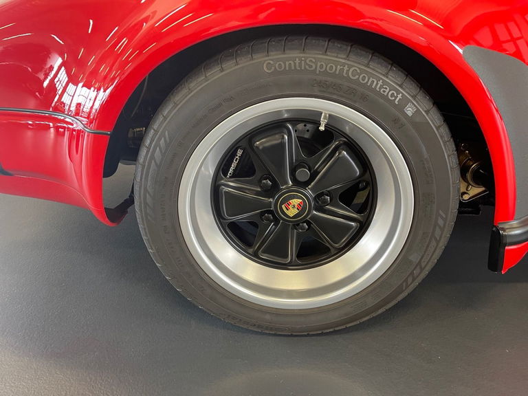 Porsche 911 Carrera 3.2 Speedster (US)