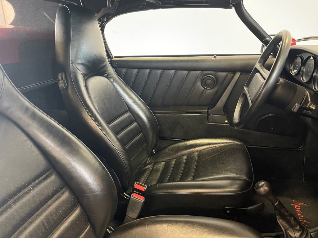 Porsche 911 Carrera 3.2 Speedster (US)