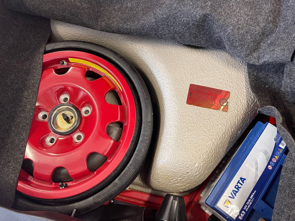 Porsche 911 Carrera 3.2 Speedster (US)