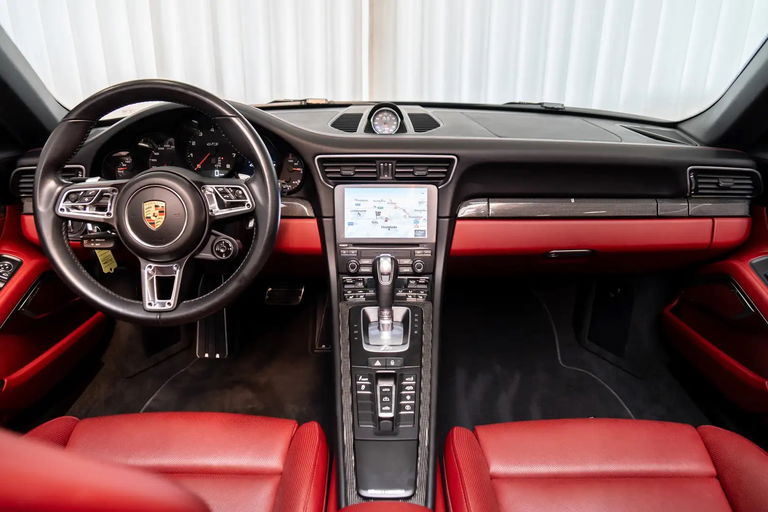 Porsche 991.2 Carrera 4 GTS