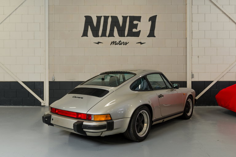 Porsche 911 Carrera 3.2